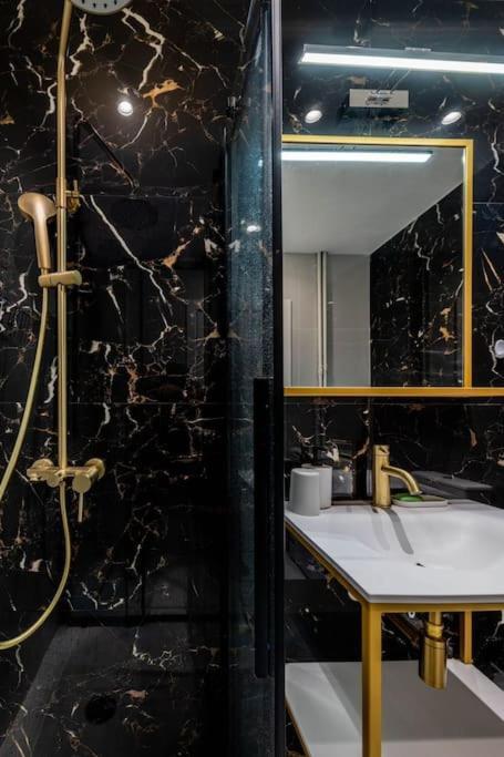 Apartamento Athens Downtown Cozy Luxury Nest Exterior foto